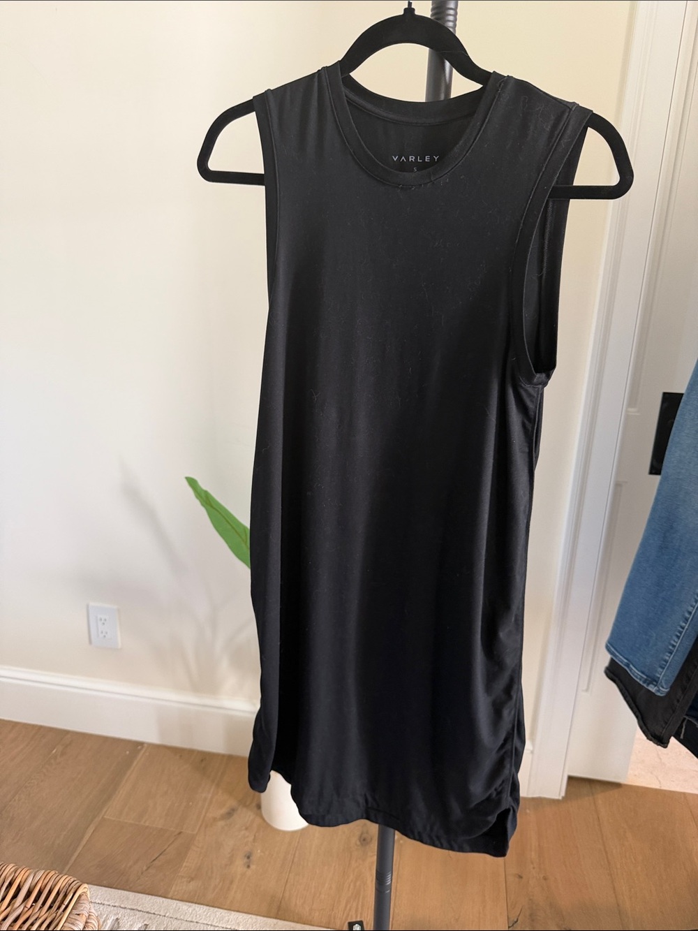 Varley Black Sleeveless Tank Tunic